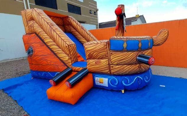 Barco Pirata Jolly Rogers